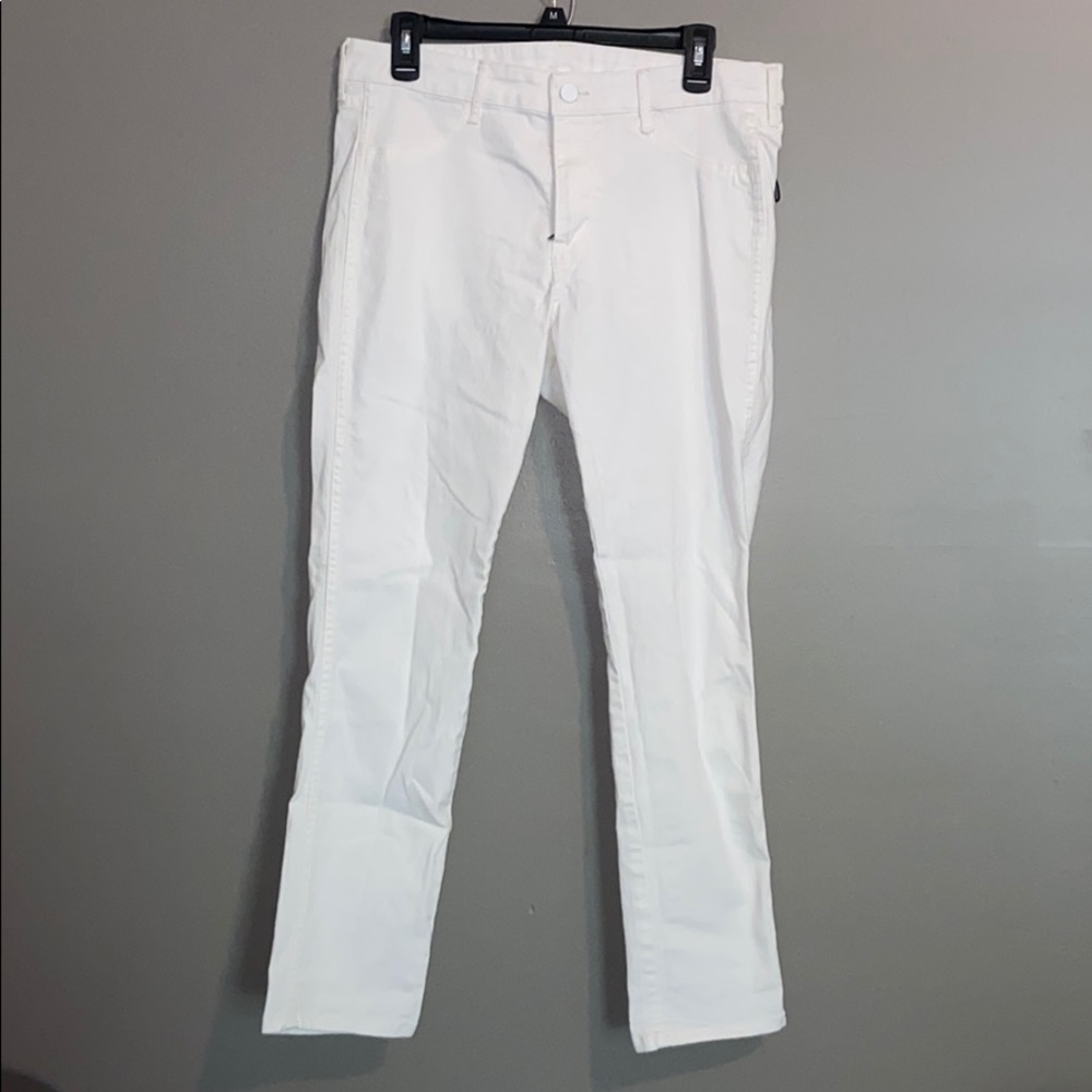 white denim jeans